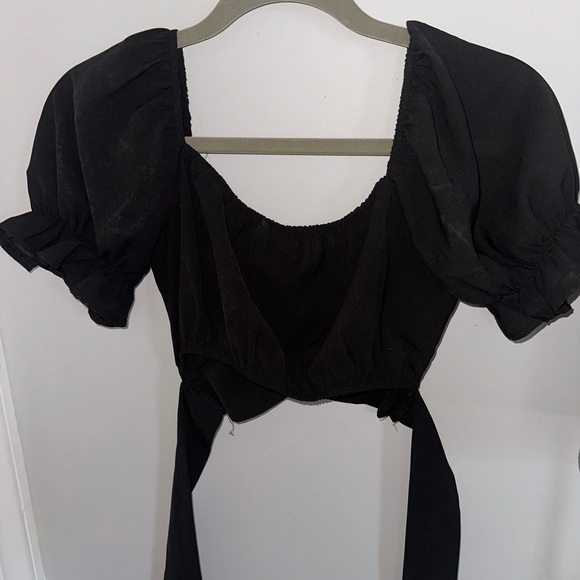 Elegant Black Women's Top - Picture 2 of 3